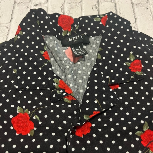Forever 21 Men’s Button Up Rose Shirt Size Large - Picture 4 of 5
